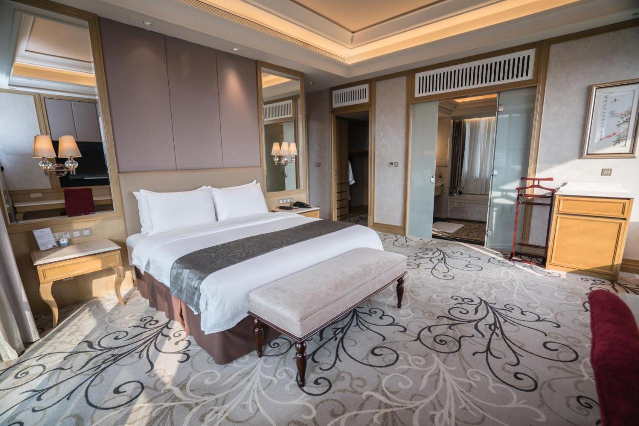 C&D Hotel Fuzhou Фучжоу Екстериор снимка